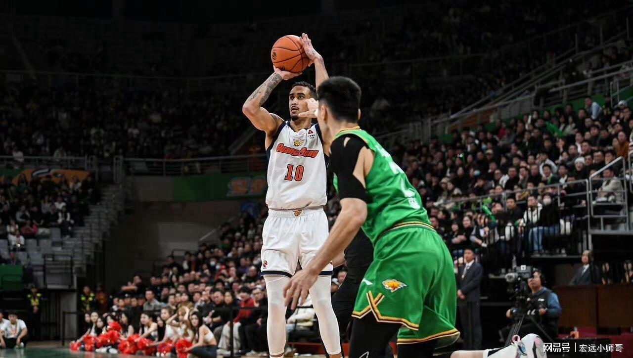 kaiyun-CBA最新排名榜：上海傲视群雄，广厦广东紧随其后，辽宁掉出前八