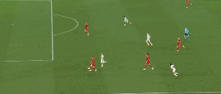 1714691725012091378.gif 开云首页-勒沃库森完胜罗马!但以欧冠标准,这表现不及格?