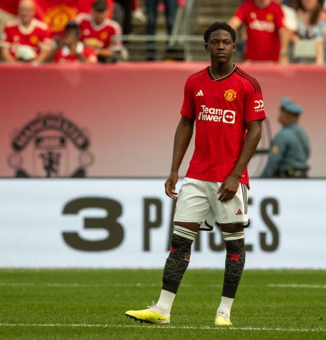 林良锋：新队长B费，称职！长传打阿森纳，舒服！