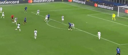 1666827461235073963.gif 【早报】莱万金球梦变欧联!多少杠杆才能翘起巴萨?