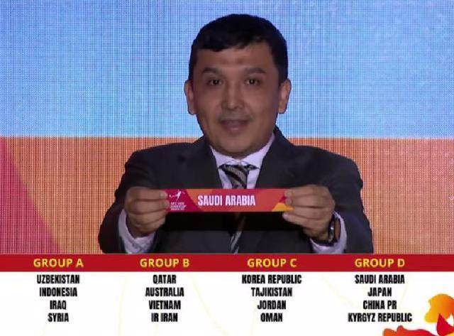 1666828457751096344.jpg 【早报】莱万金球梦变欧联!多少杠杆才能翘起巴萨?