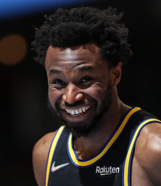 1652938233641026298.jpg 开云首页-领防东契奇+化身急先锋!维金斯在勇士体系中蜕变