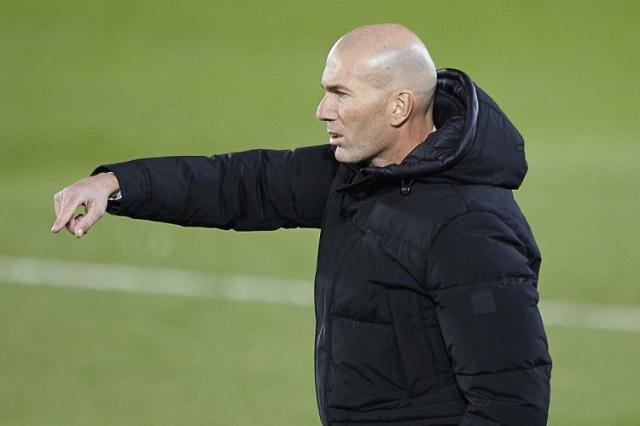 开云平台-【早报】曼联考虑解雇索帅已接触孔蒂,齐祖无意出山