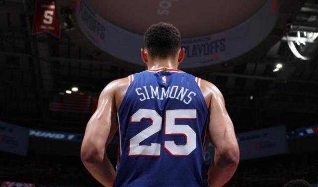 开云平台-【早报】曼联考虑解雇索帅已接触孔蒂,齐祖无意出山