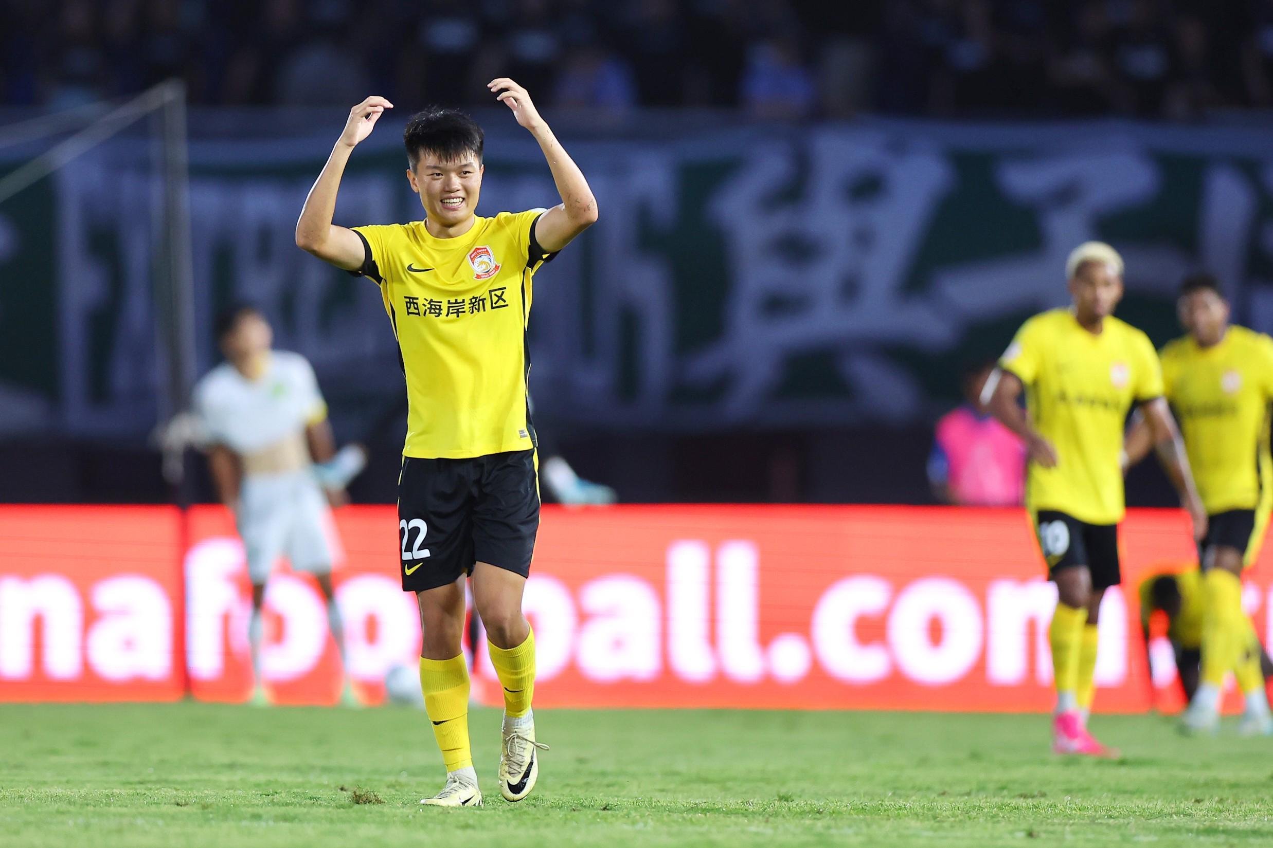 开云入口-德转:青岛西海岸20岁后卫杨希加盟上海海港