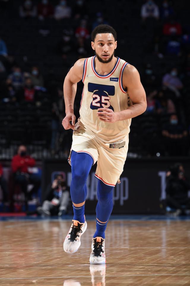 76人防线崩溃不敌雄鹿 东部第一集团又要变天？